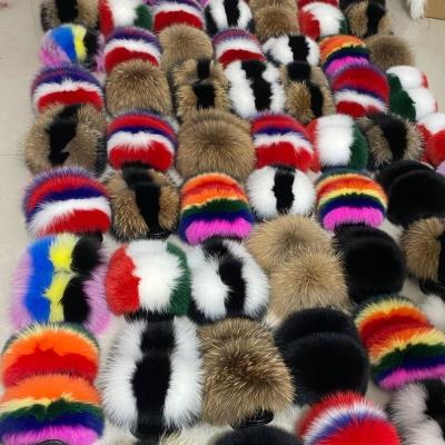 China Fashion trend 2021 summer new fashion beach fox fur slippers soft ladies slippers for sale