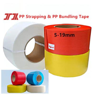 Cina PP Strapping Tape PP Plastic Tape PP Strapping Tape Automatic Strapping Machine Use in vendita