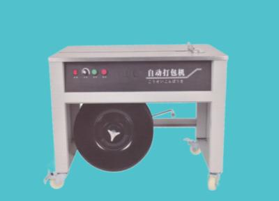 China Tensión semi auto de la máquina 3-45kg de la caja del cartón de JIATUO que ata con correa en venta