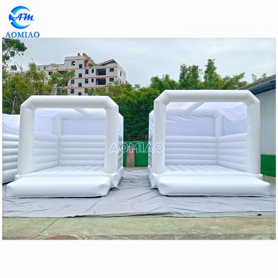 China PVC Customized Bounce Pastel White House Wedding Height Color Bouncy Jumping Castle for sale