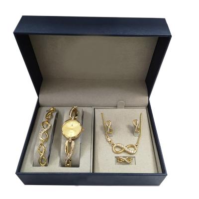 China Romantic Gold Watch With Jewelry Set Women Diamond Watch Excellent Luxury Bling Bracelet Watches Ladies Quartz Wristwatch Female Clock for sale