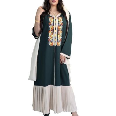 China Embroidery Middle Eastern Arab Dubai Women Kaftan Long Robe Muslim Dress for sale