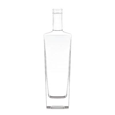 China Verkauf von 750 ml Clear Spirit Glas Wodka Flasche leere Diamant-förmige Gin Flaschen zu verkaufen