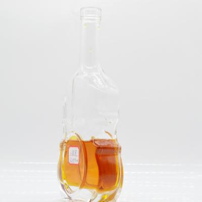 Chine Matériau du collier Super Flint Glass 500 ml Bouteille d'alcool Gin pour l'huile d'olive et les mini-alcools à vendre