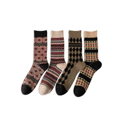 China Manufacturer Wholesale Adults Style Crew Socks QUICK DRY Unisex Japanese Ethnic Socks For Men for sale