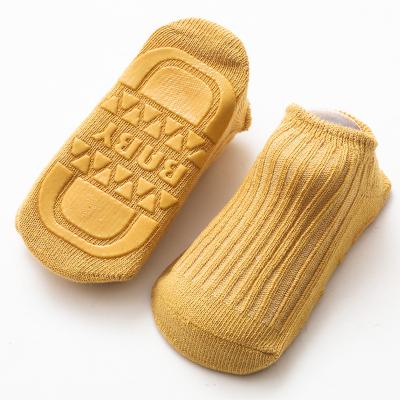 China Anti Slip Anti Bacterial Running Grip Solid Colors Baby Infant Socks And Cute Toddler Socks for sale