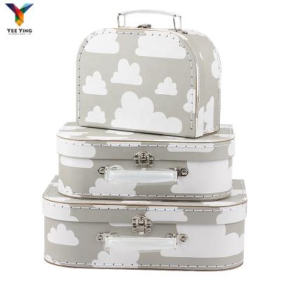 China Recycled Materials Wholesale Custom Kids Toys Storage Suitcase Baby Suitcase Paper Packing Box Cardboard Suitcase Gift Box for sale