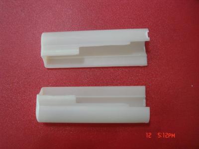 China Plastic Angle Cover Multi Cavity Injection Molding Bead Protection for sale