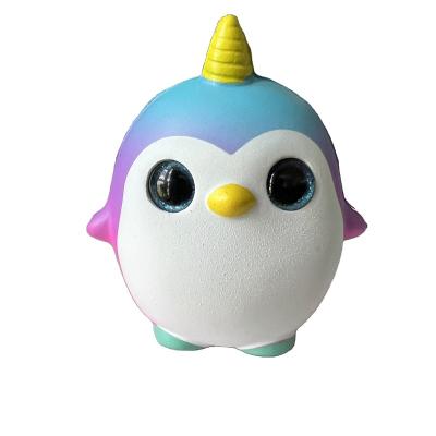 China Lovely Feel New Arrival Hand Good Penguin PU Foam Strain Toy with Creamy Smell Attractive Modeling for Kids/Adults Strain Toy for sale