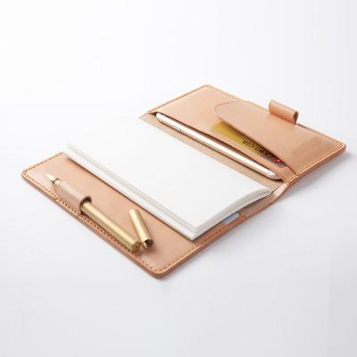 China 2018 Eco-friendly Fashionable Leather Passport Cover Case With Pen Holder For Men/Women for sale