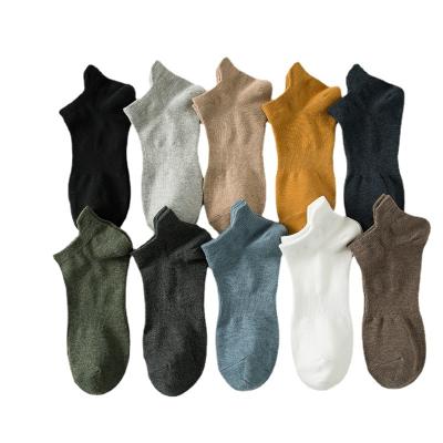 China Fashion Antibacterial Breathable Cotton Man Boat Socks Comfortable Casual Man Socks for sale