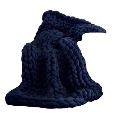 China Anti-pilling anti-pilling Chunky Knit Blanket Luxury Throw Knitted Blankt handcrafted with heavy Chunky Vegan Yarn for sale