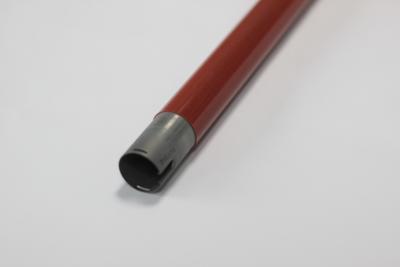 China Rodillo superior de la impresora original del color rojo para Xerox 3300, buena resistencia de fricción en venta