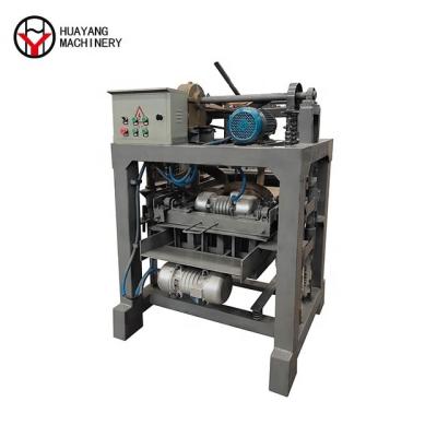 China Hotels Core Automatic Pallet Plastic Blow Molding Machine For Block Making Machine With Full Certificates for sale