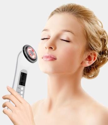 China Anti-puffiness health and beauty home use beauty equipment led EMS rf light lifting device for sale