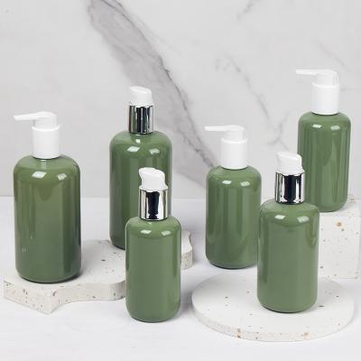 China Recyclable Boston Plastic Green Round Material Plastic Bottle Boston Round Round Plastic Bottle Customize Empty Body Cream Color Bottles for sale