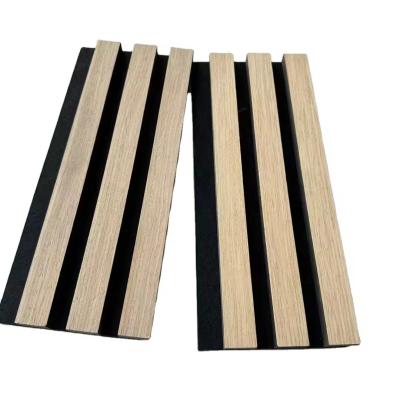 China Venta al por mayor con un precio competitivo Acupanela de madera carilla MDF revestido con PET paneles acústicos de madera de pizarra en venta