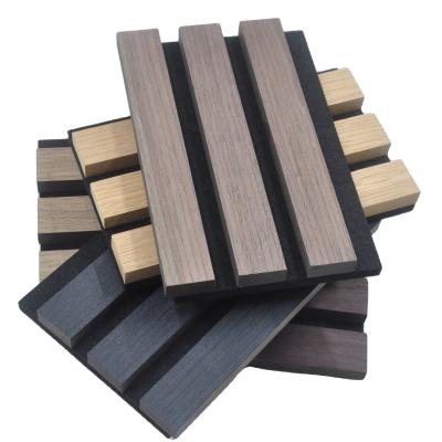 China Finitura de carilla de madera aislamiento acústico interior tablero de nuevo diseño tablones de pared paneles acústicos en venta