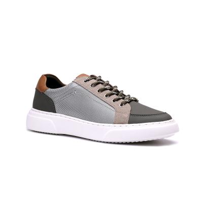 China Fashion Trend Original Fashion Flat Leather Men No Brand Skateboard Sneaker Shoes for sale