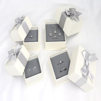 China Recycled Materials Logo Gift White Small Jewelery Luxury Custom Packaging Paper Box For Jewelry for sale