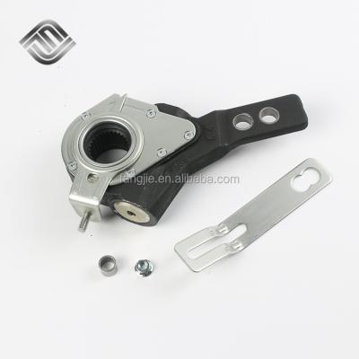 China Manual Casting Slack Adjuster for Heavy Duty Trucks 288753 KN44061,286965 KN44051 (2 Hole 28 Teeth) for sale