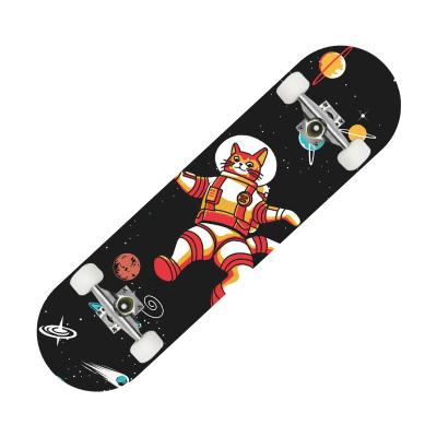 China Youth Skateboard 7 Layers Maple Wood Deck Skateboard For Extreme Sports And Outdoors for sale