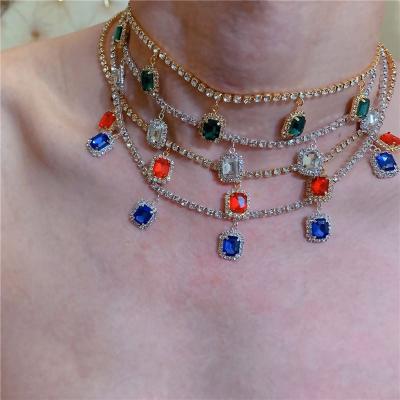 China Yiyuan fashion icy tennis necklace Fashion green blue red Blingbling Diamond Pendant Necklace silver jewelry for sale