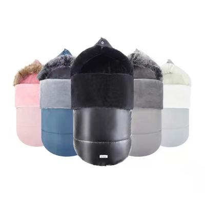 China Breathable Outdoor Winter Stroller Baby Footmuff Baby Winter Stroller Warm Sleeping Bag for sale