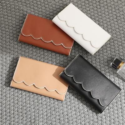 China Fashion Woman Scallop Pocket Travel Bag Clutch Solid Vintage Purse Leather Card Holder Wallet for sale