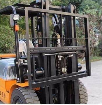 China Durable 2ton -7ton forklift side clutch and mast rail made in China for sale