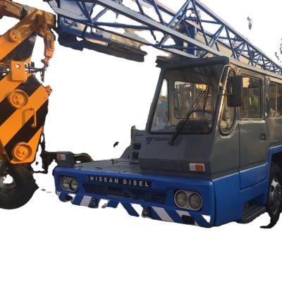 China TRUCK CRANE Used tadano truck crane 25 ton, TL250E mobile crane 25 ton Japan truck crane for sale