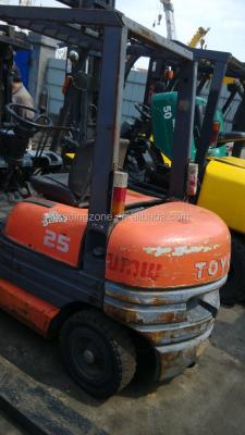 China Used 2.5 ton Japanese Toyota forklift for sale, Toyota 6FD25 forklift, triple mast, competitive price 2500kgs for sale