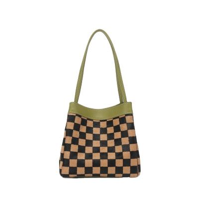 China Other Fashion Customized Checkered Paper Cosmetic Bags Tote Bag Girls Handbags for sale