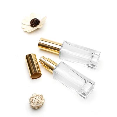 China Wholesale 30ml Shoulder Eye Serum Glass Matte Transparent Cosmetic Flat Bottle With Silver Pump And Cap for sale