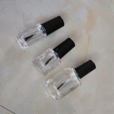 China Personal Care 10-15ml Empty Nail Polish Gel Polish Bottles With Black Brush. empty nail polish bottle for sale