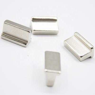 China Neo Industrial Magnet T-shape N52 Special Arc Shape Rare Earth Magnet for sale