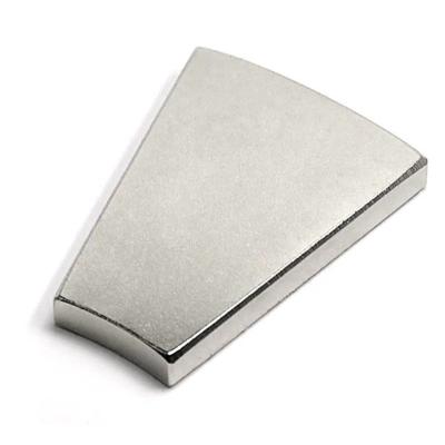 China Neodymium Magnet Industrial High Coercive Wedge Permanent Magnet For Generators for sale