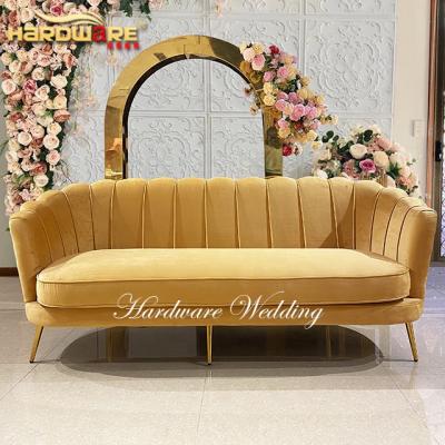 China Customized Popular Design Luxury Velvet Throne Sofa Chairs Wedding Sofa Bride And Groom for sale