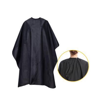 China Convenient Beauty Salon Technical 120*140 Professional Waterproof Cape For Cutting Barber Men's Hair Cloak With Adjustable Closure for sale