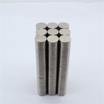 China Industrial Permanent Magnet High Performance Rare Earth Round Magnet for sale