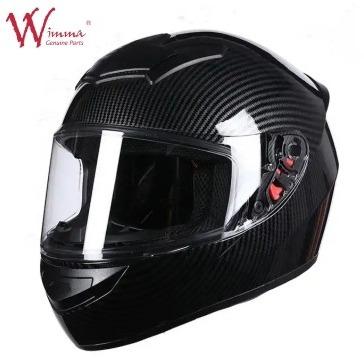 Cina Casco per moto premium Comodo in forma Stile e design aerodinamico Ventilazione migliorata Uso versatile Casco per moto in vendita