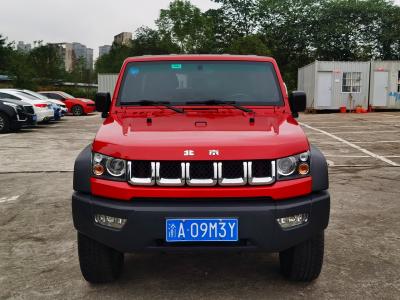 Chine BJ40 l'essence LHD de véhicules de voiture d'occasion orientant la voiture compacte de SUV à vendre