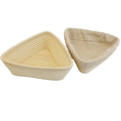 China Handmade Triangle Shaped Rattan Triangle Proofing Bowl Sustainable With Liners Paste Waterproofing Basket for sale