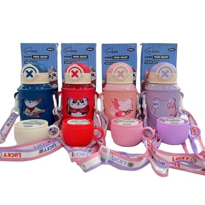 China PORTABLE 316 Stainless Steel Kids Student Cup Insulated Kids Water Cup Crossbody Back Customized Gift Insulated Bottle for sale