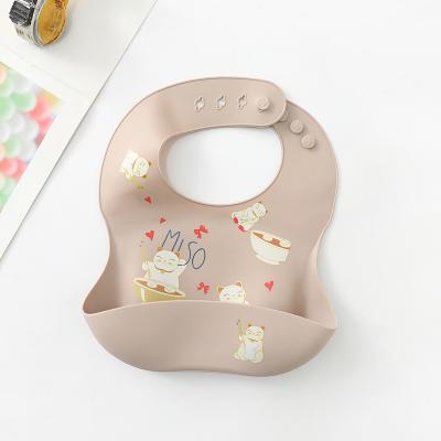 China Washable Made In China Black Cartoon Animal Silicone Waterproof Bpa Free Baby Bibs for sale