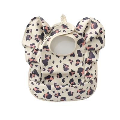 China Rainbow Colorful Waterproof Wholesale Washable Good Quality Newborn Wing Baby Bibs for sale