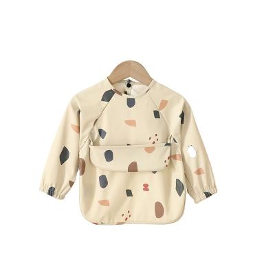 China Large Washable Exceptional Sustainable Full Cartoon Long Sleeved Weaning Baby Bibs for sale