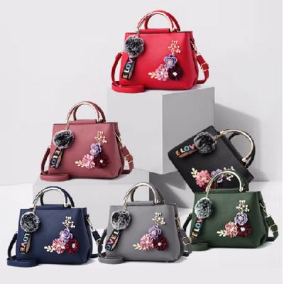 China Floral Top Hot Selling Elegant Artificial Flowers Decorated Women's Mini Handbag Ladies Purse Shoulder Handbag for sale