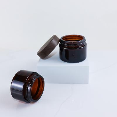 China 10g 20g 30g 50g Clear Glass Cosmetic Jar Cosmetic Cream Jar With Colorful Lid for sale