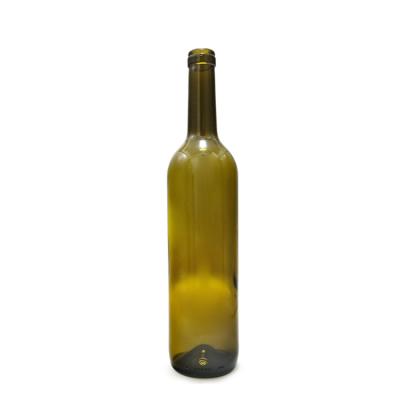 China Hot Sale 750ml Empty Beverage Wine Bottles For Red Wine With Cork for sale